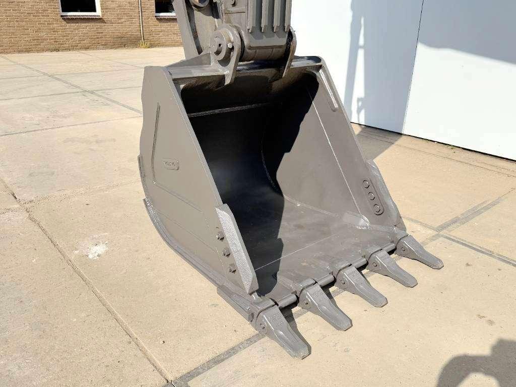 Volvo EC210 - Unused / New 2025 Model / Hammer Lines Photo 13