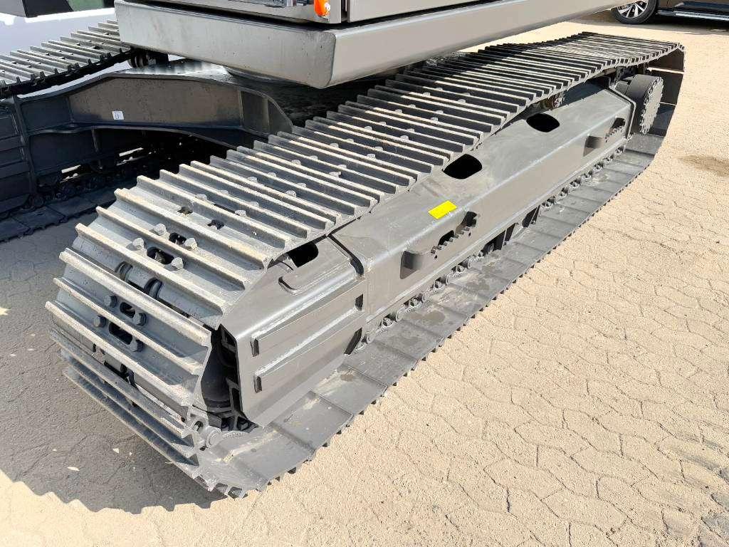 Volvo EC210 - Unused / New 2025 Model / Hammer Lines Photo 15