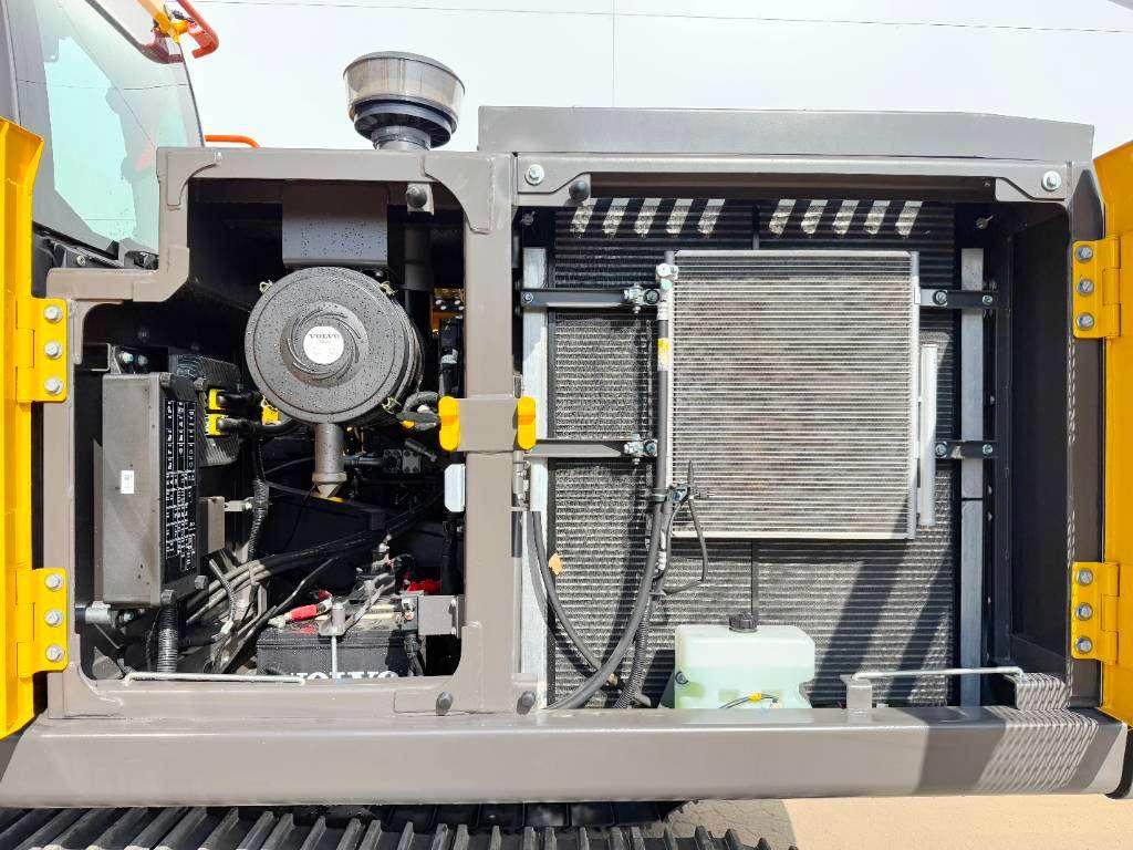 Volvo EC210 - Unused / New 2025 Model / Hammer Lines Photo 17
