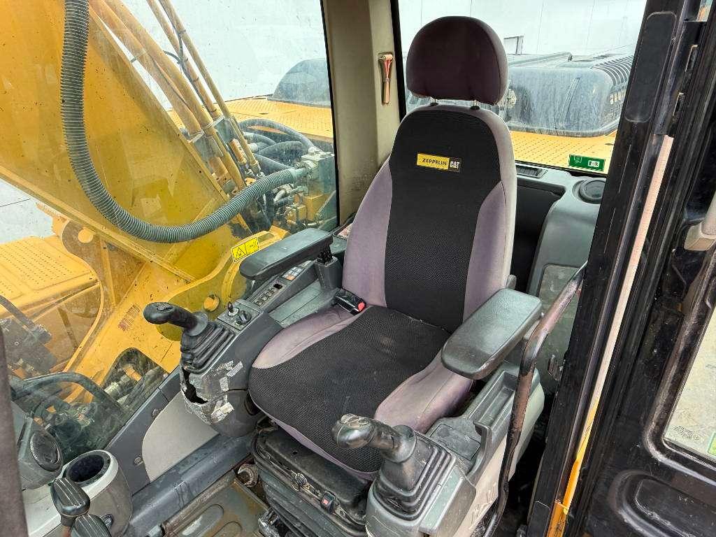 Caterpillar 325DLN - Automatic Greasing / Quick Coupler Photo 8