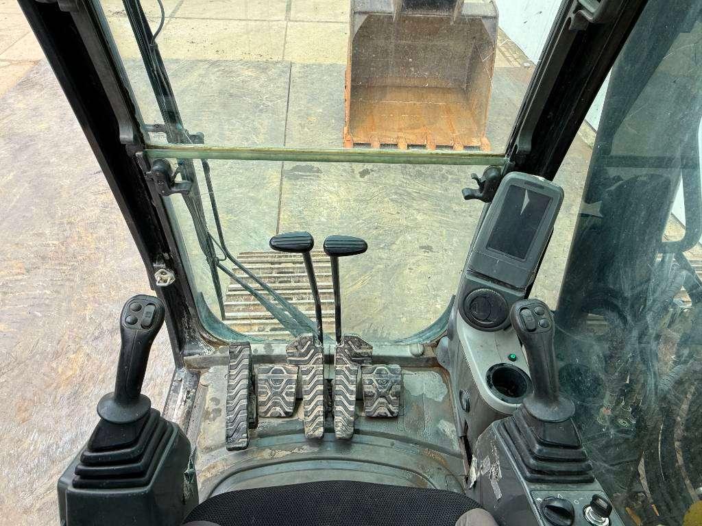 Caterpillar 325DLN - Automatic Greasing / Quick Coupler Photo 9