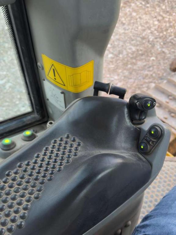 New Holland D180 Photo 12
