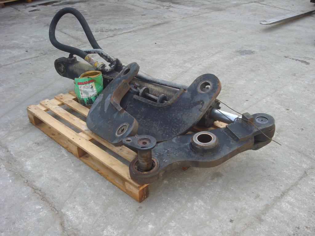 Bucket rotation piston for Volvo 4600 Photo 3