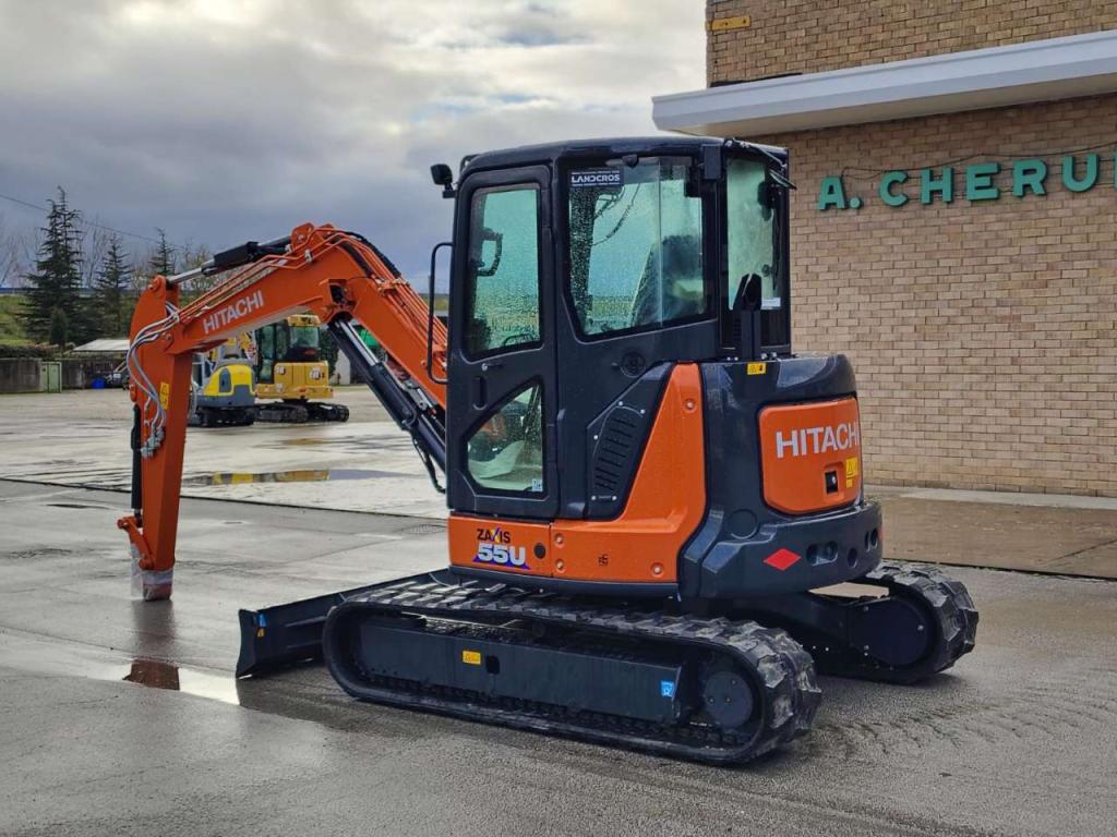 Hitachi ZX 55U-6 CLR Photo 3