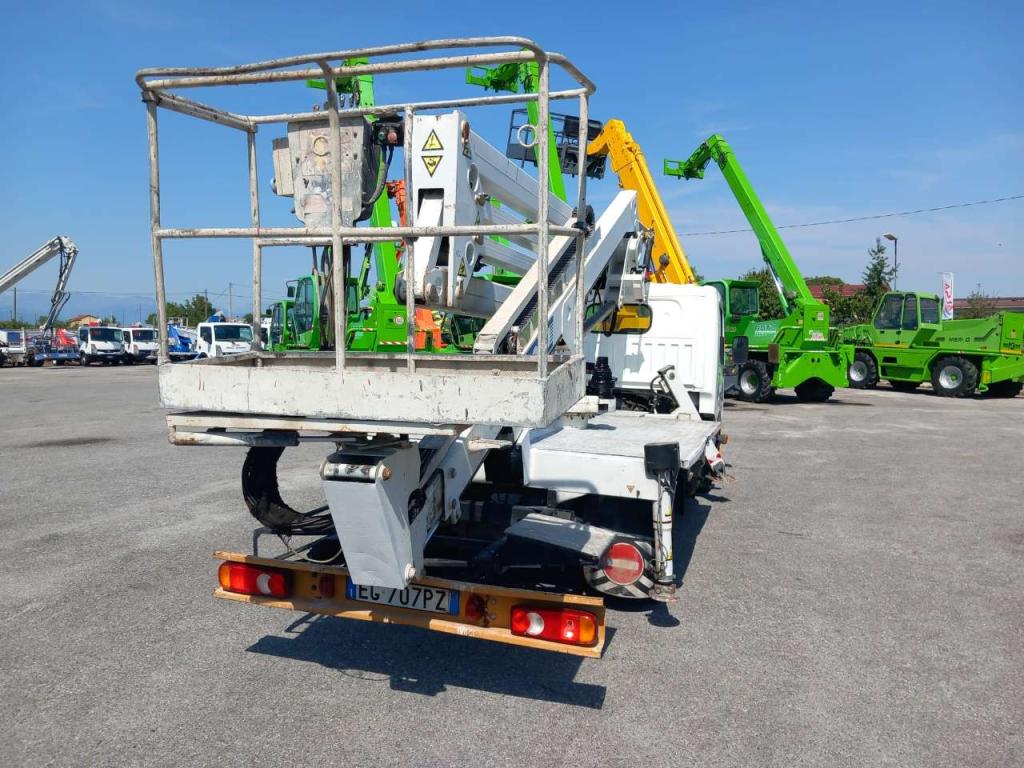 CMC TB200 Photo 3