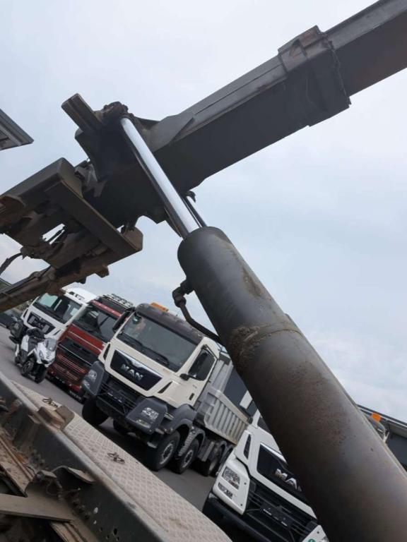 Iveco TRAKKER 260T41 Photo 13