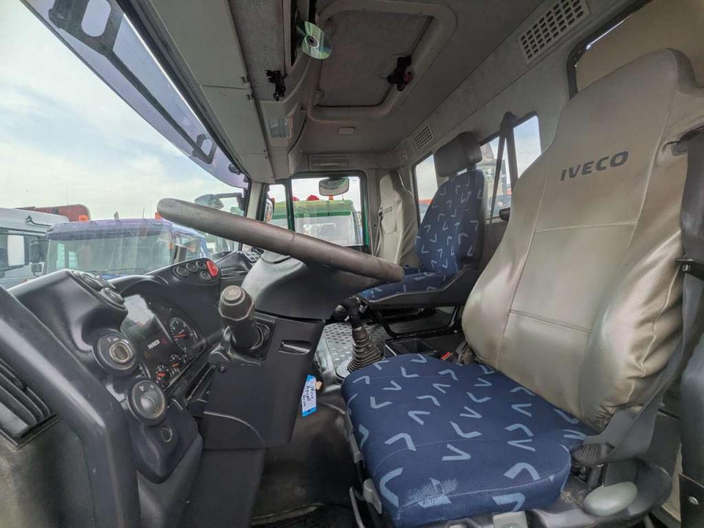 Iveco TRAKKER 260T41 Photo 29
