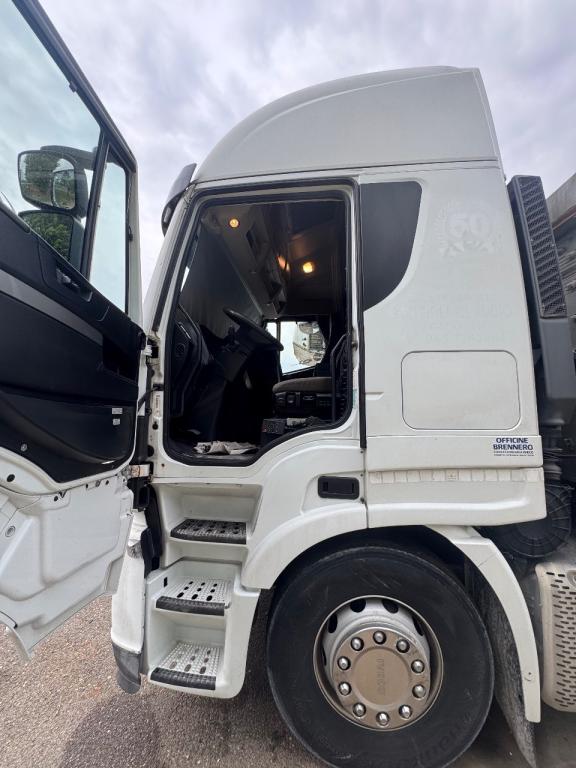 Iveco STRALIS 500 Photo 16