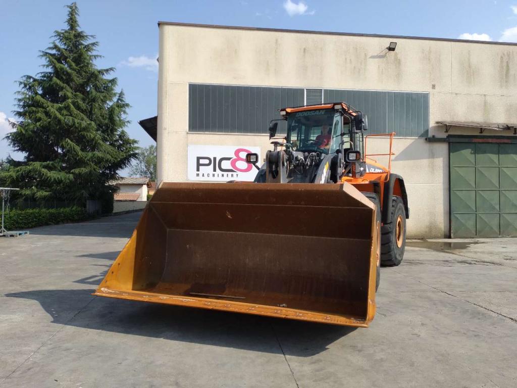 Doosan DL550-5 Photo 3