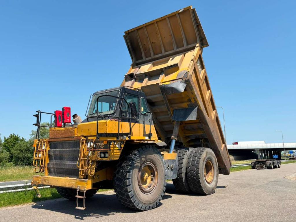 Caterpillar 775E Photo 10