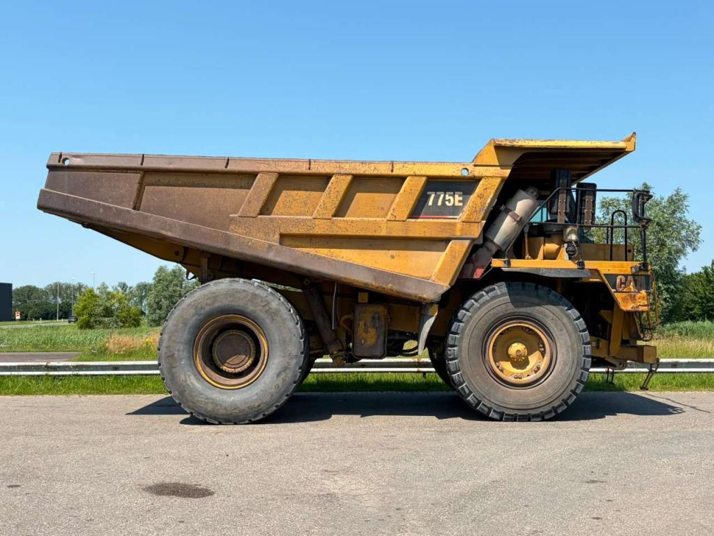 Caterpillar 775E Photo 6