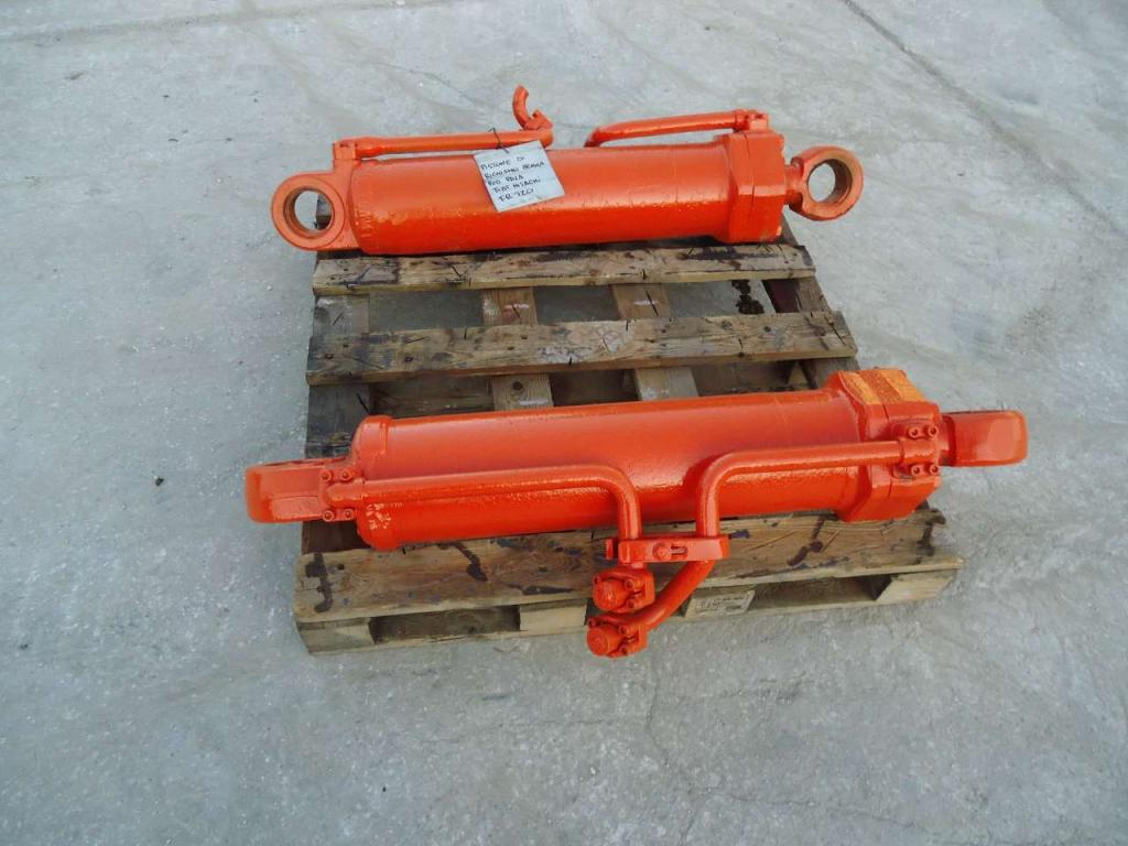 Bucket rotation piston for Fiat Hitachi FR220 Photo 2