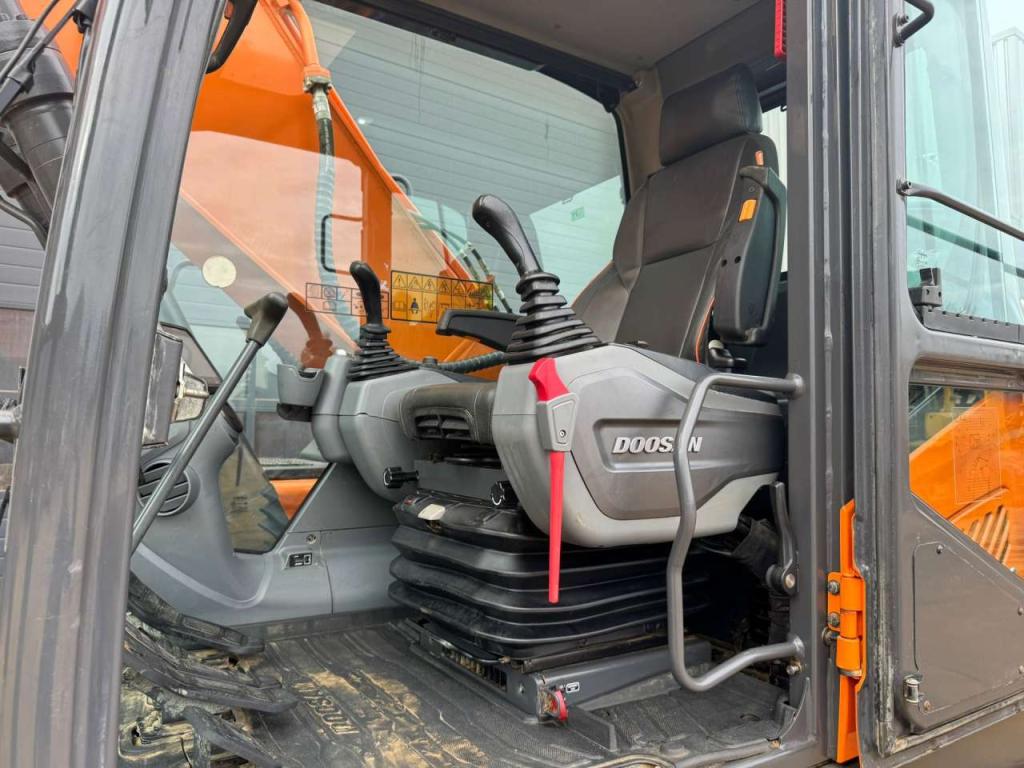 Doosan DX225LC-7 Photo 20
