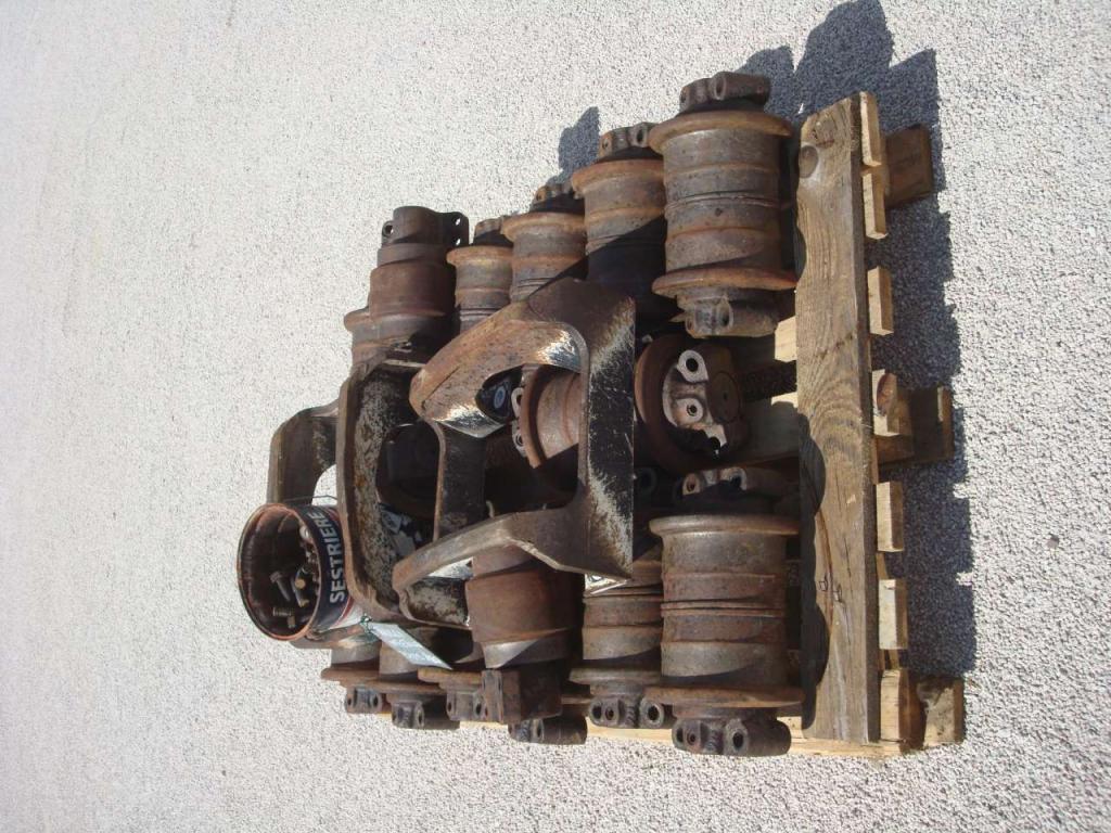 Track rollers for Hitachi ZX 160 Photo 3