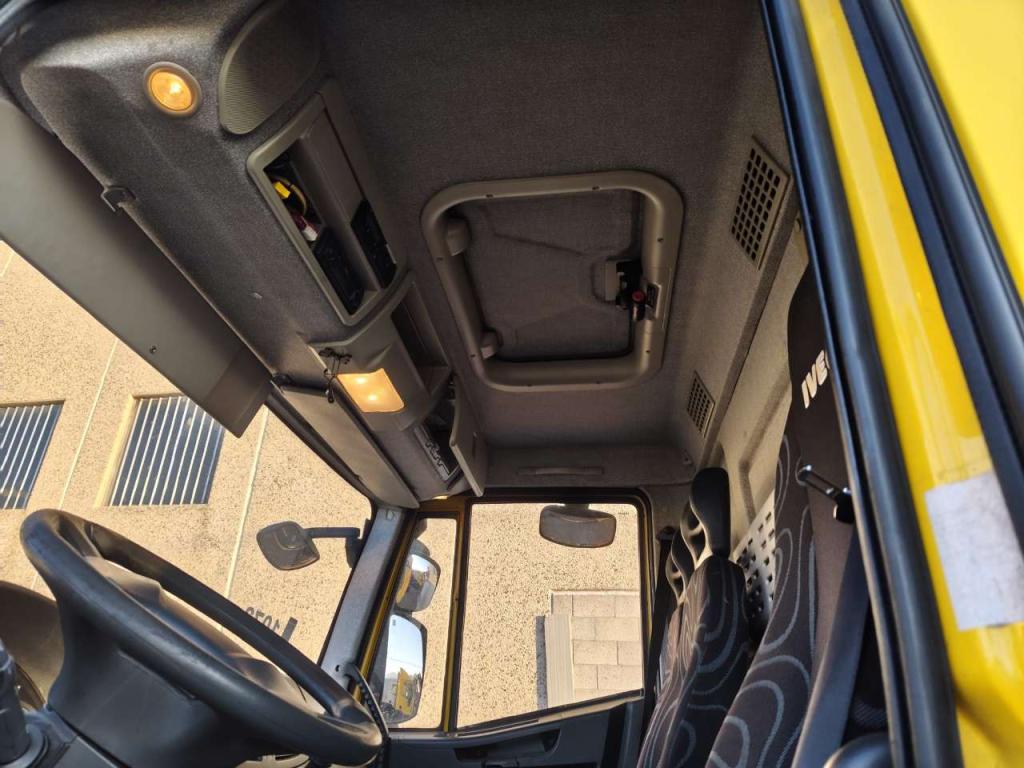 Iveco EUROCARGO CUBE 120E28P Photo 14