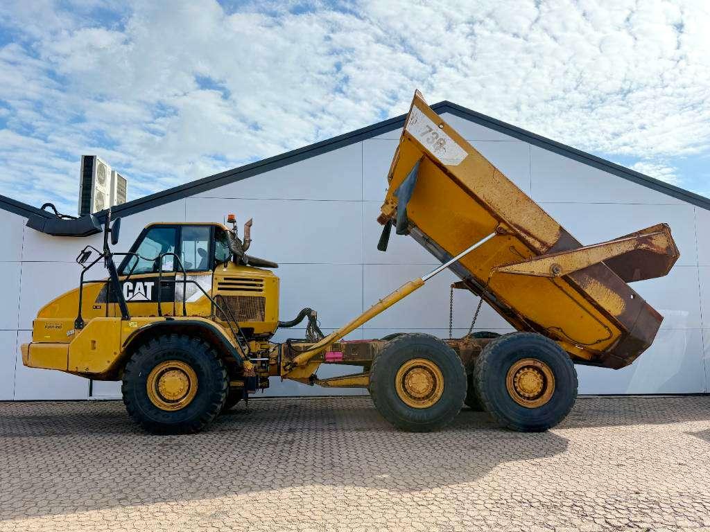 Caterpillar 730 - Automatic Greasing / Body Heating Photo 14