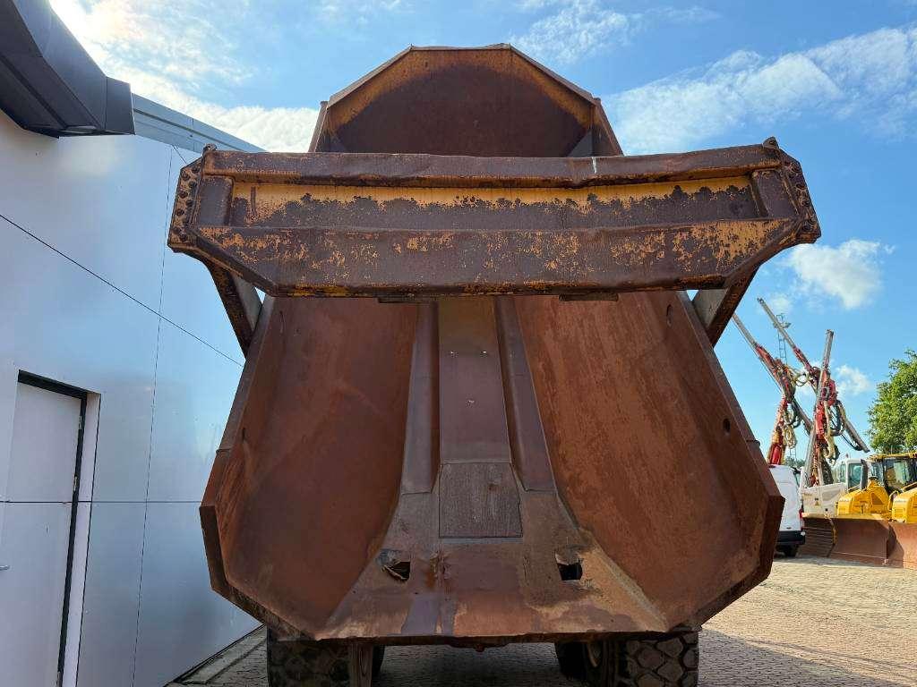 Caterpillar 730 - Automatic Greasing / Body Heating Photo 16