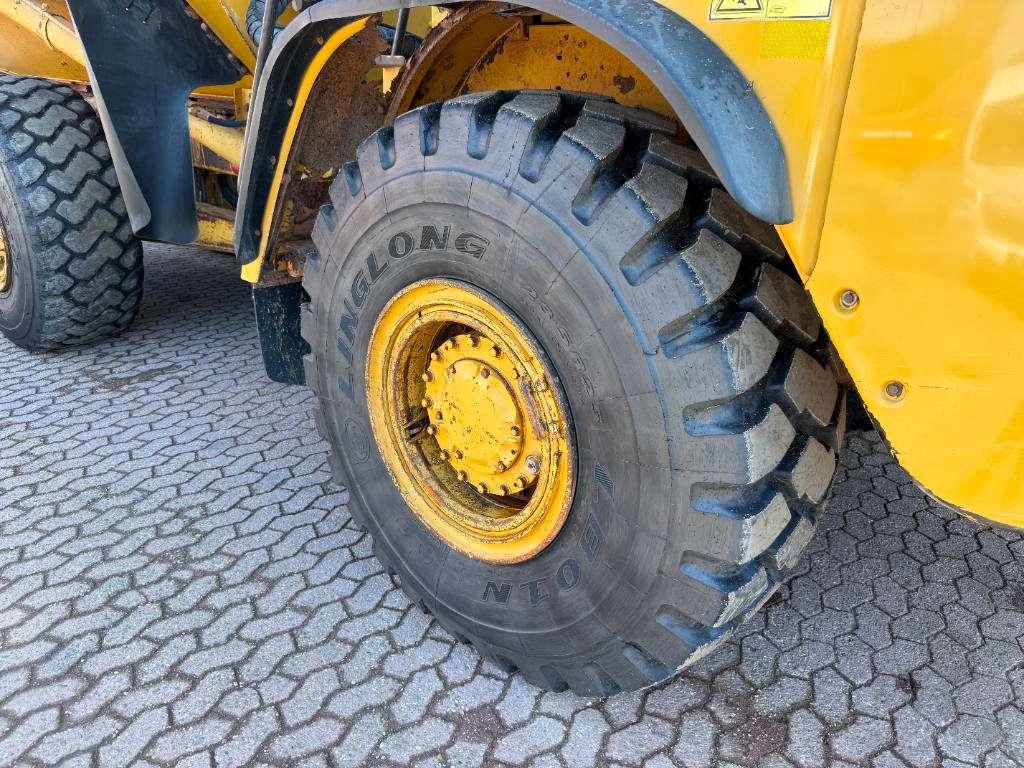 Caterpillar 730 - Automatic Greasing / Body Heating Photo 28