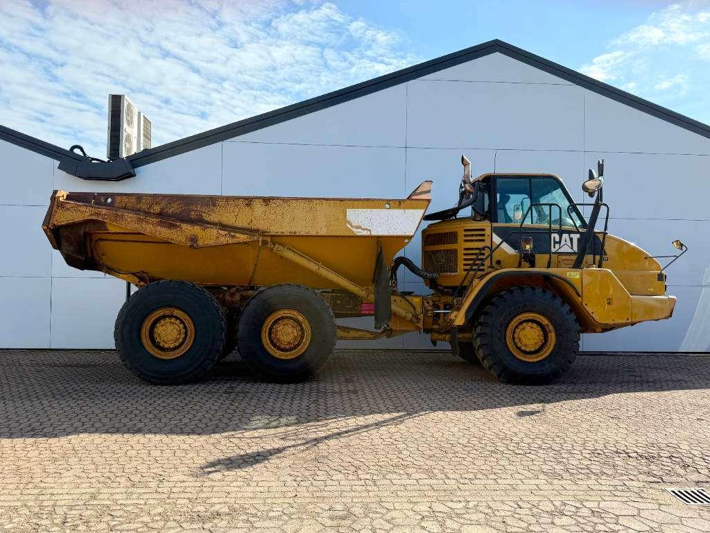 Caterpillar 730 - Automatic Greasing / Body Heating Photo 6