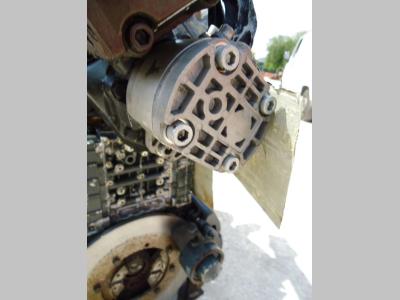 Servocontrol hydraulic pump for Hitachi LX170 sold by OLM 90 Srl