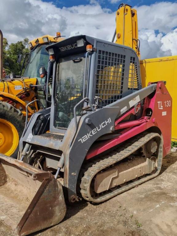 Takeuchi TL130 Photo 1