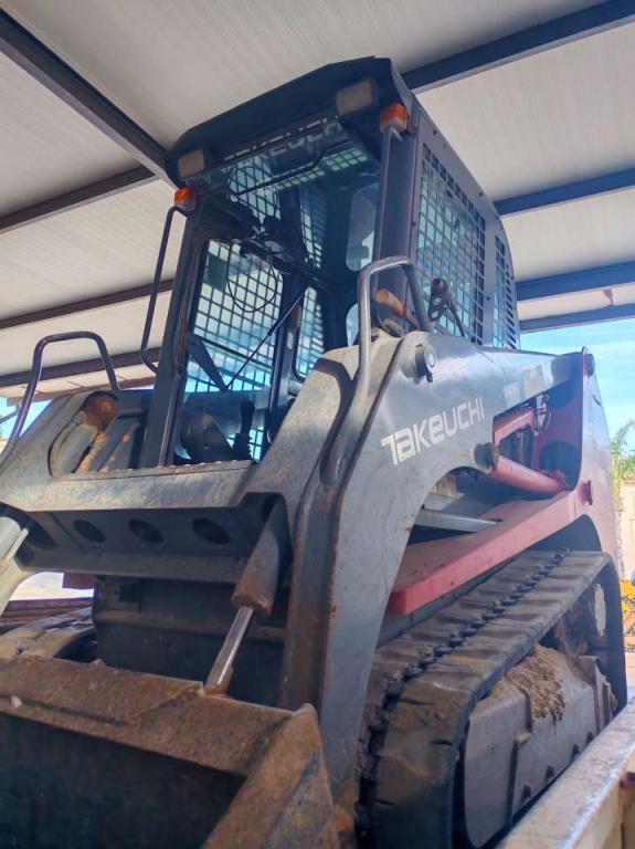Takeuchi TL130 Photo 5