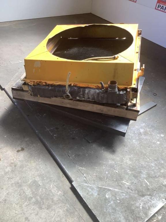 Water radiator for Fiat Hitachi FH 400 Photo 4