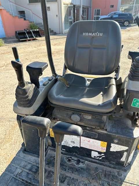 Komatsu PC 16 R-3 HS Photo 6