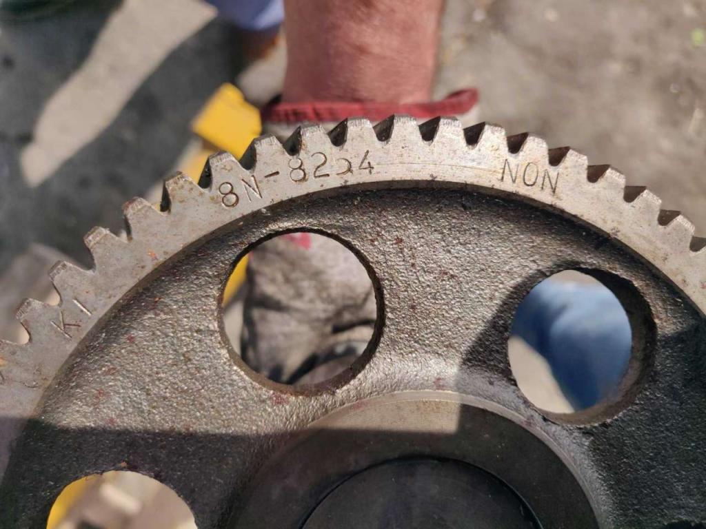 Camshaft for Caterpillar 3406 Photo 2