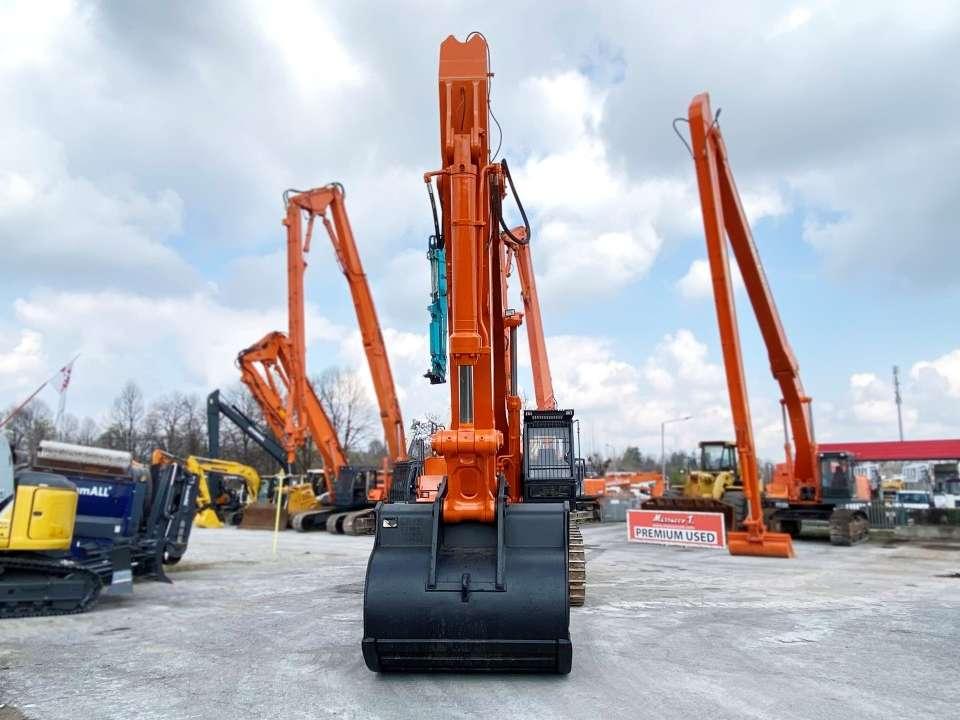 Hitachi EX800 Photo 14