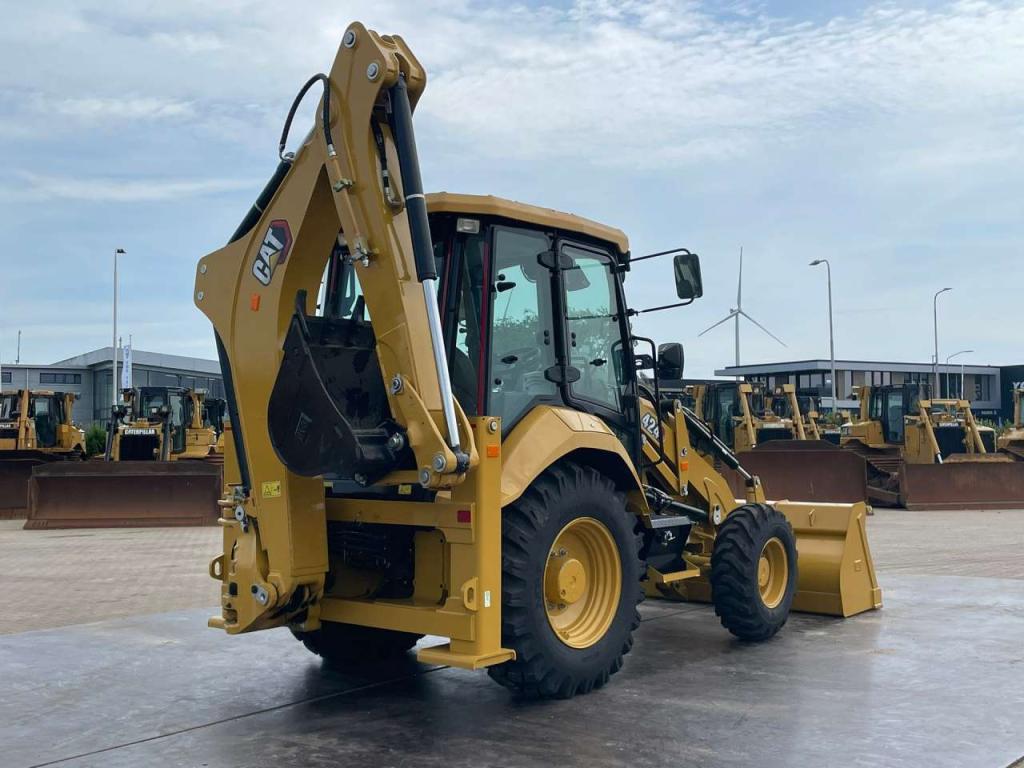 Caterpillar 424 Photo 5