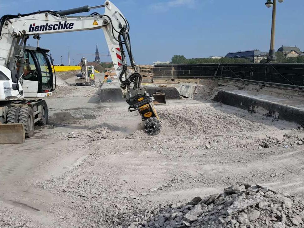 MB CRUSHER MB-R800 Photo 2