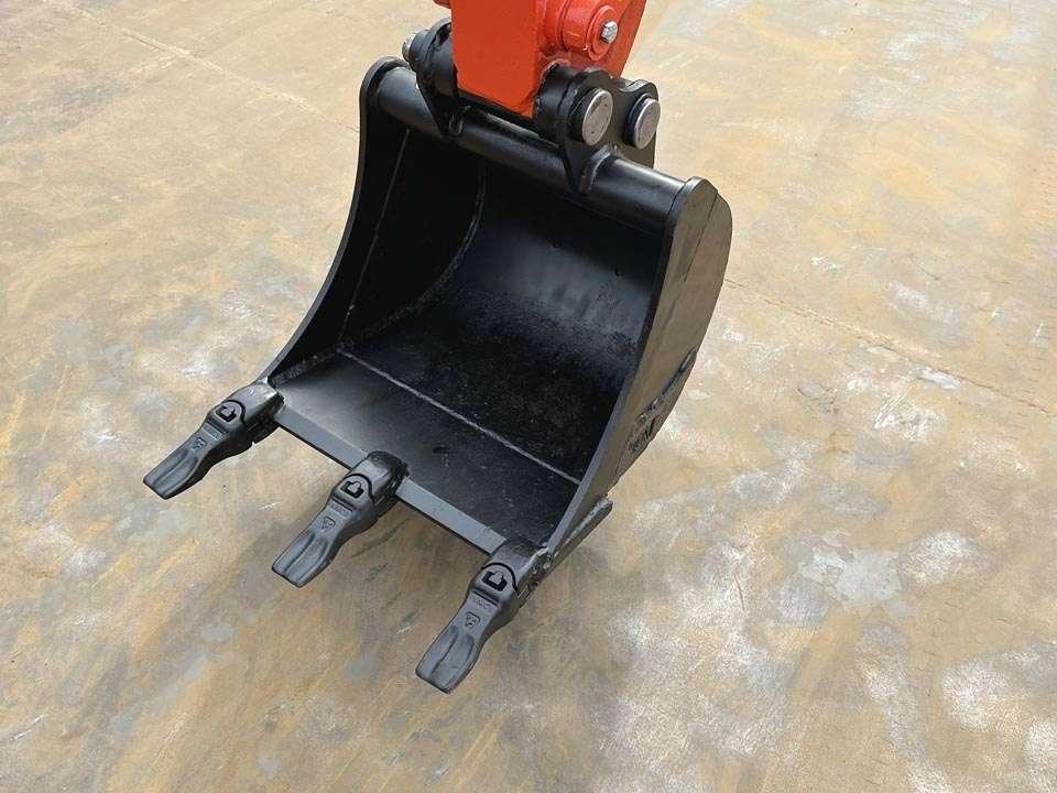 Kubota KX018-4 Photo 9