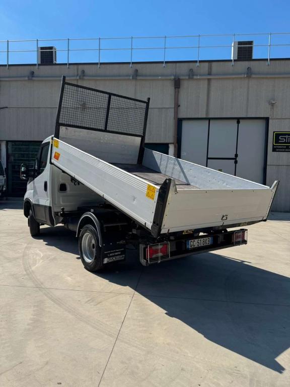 Iveco Daily Photo 4