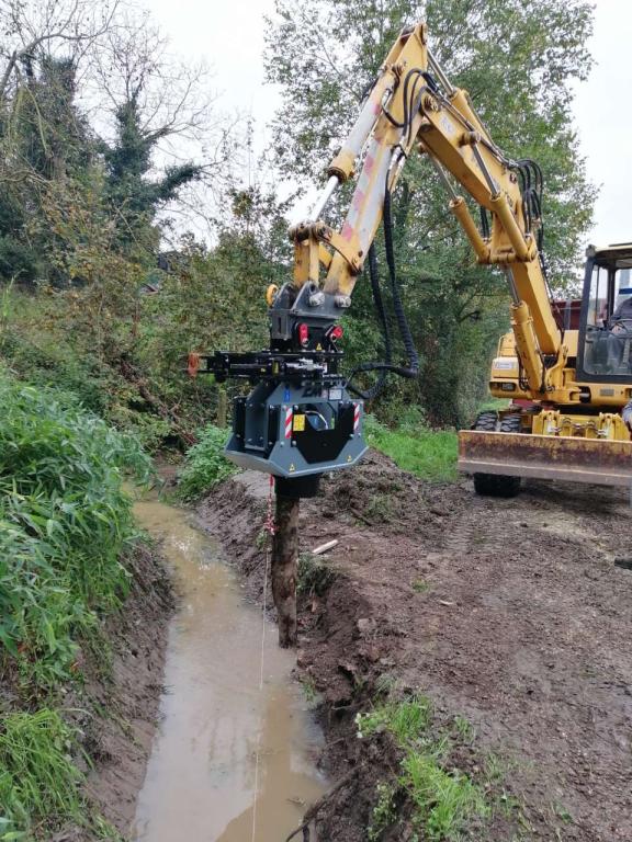 CM PV 45.80 Battipalo per escavatore Photo 2