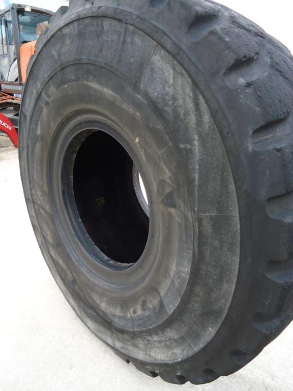 Tire for MISURA 26.5R25   AL 30% Photo 1