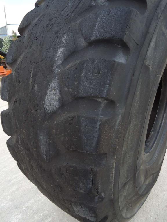 Tire for MISURA 26.5R25   AL 30% Photo 2