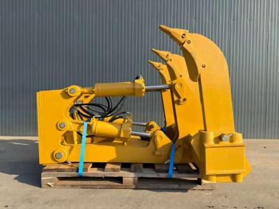 Caterpillar D8R Multi Shank Ripper sold by Smitma B.V.