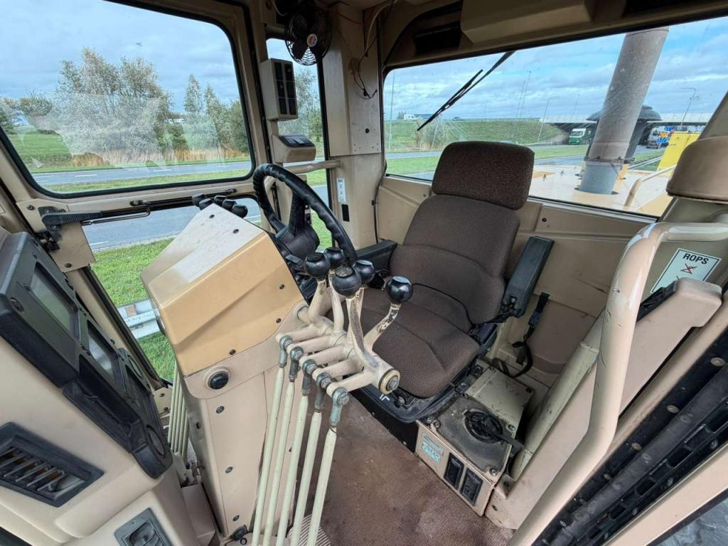 Caterpillar 140H Photo 17