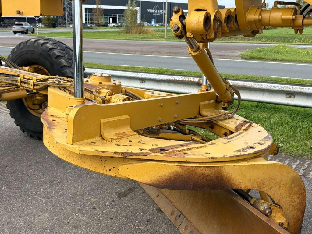 Caterpillar 140H Photo 27