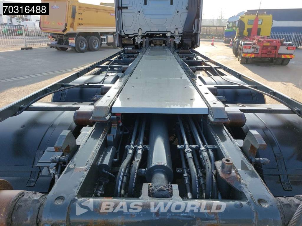 Mercedes-Benz Actros L 2848 6X2 HTS 30 tons cable system Lift-Axle Full Air Automatic Euro 6 Photo 16