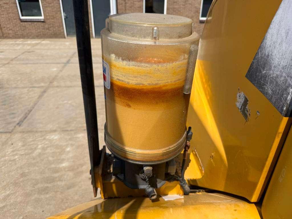 Caterpillar 725 - Automatic Greasing / Airco Photo 24