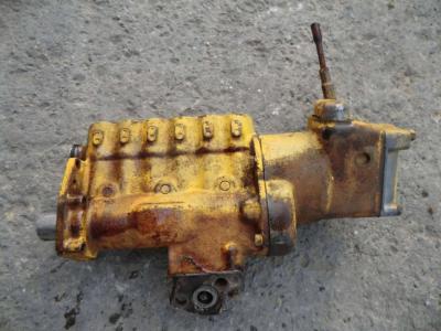 Engine injection pump for Caterpillar D333 sold by CERVETTI TRACTOR Srl