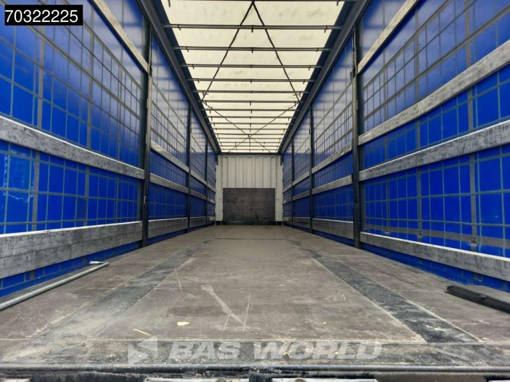 Krone SD Lift Axle Palletkist Anti Vandalism Sliding Roof Photo 11
