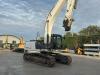 New Holland E 305 C Photo 2 thumbnail