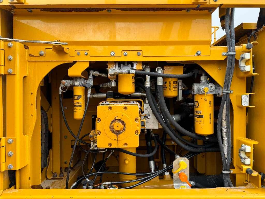 Caterpillar 374FL - Automatiac Greasing / Top Condition Photo 25