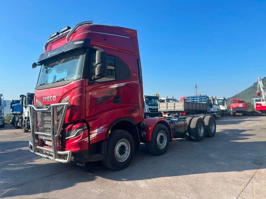 Iveco X-WAY 570 Photo 12