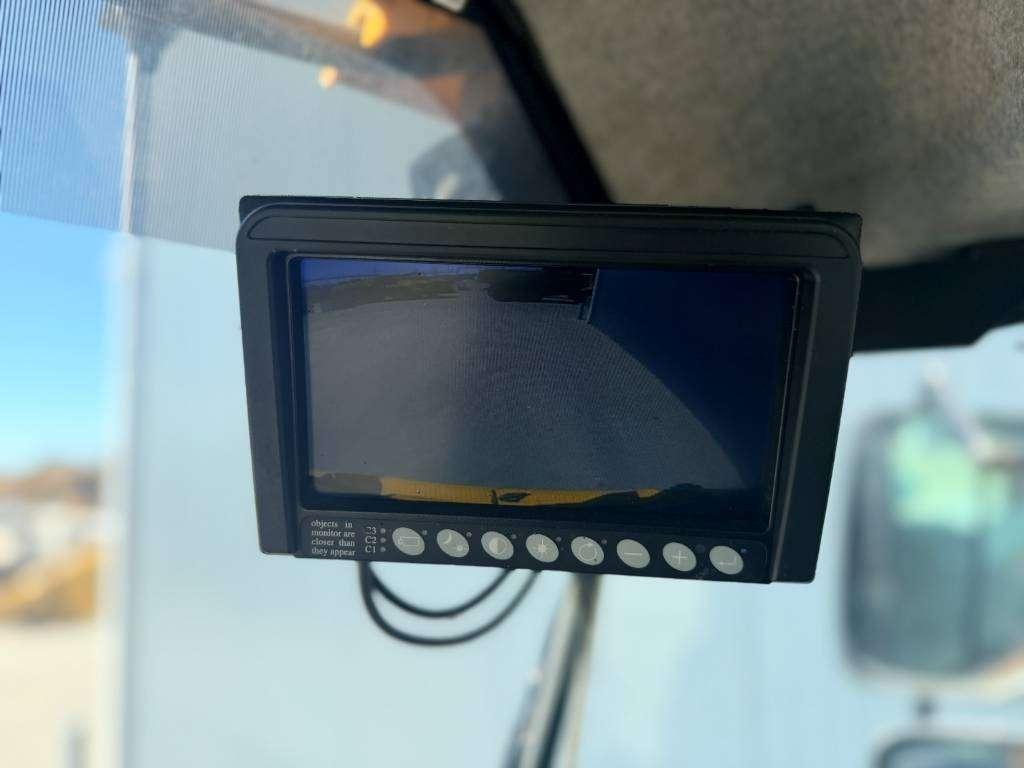 Volvo L90G Photo 11