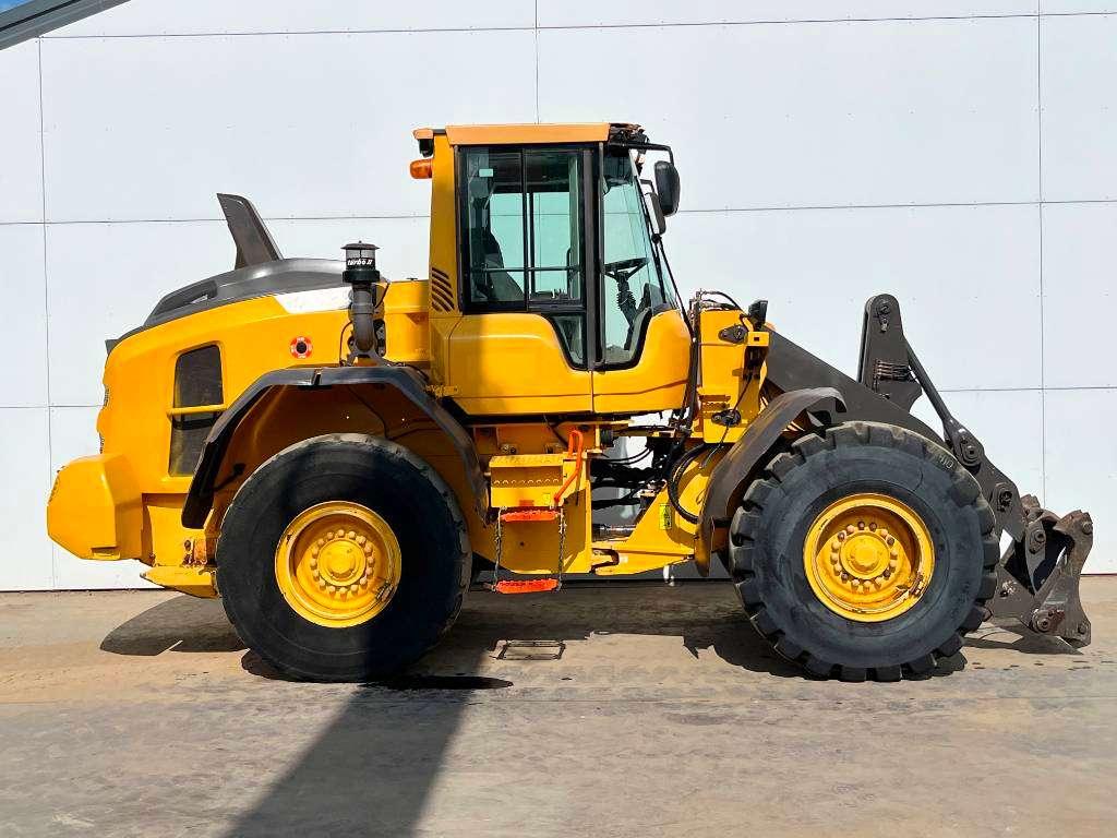 Volvo L90H - 3th Function + Quick Coupler Photo 5