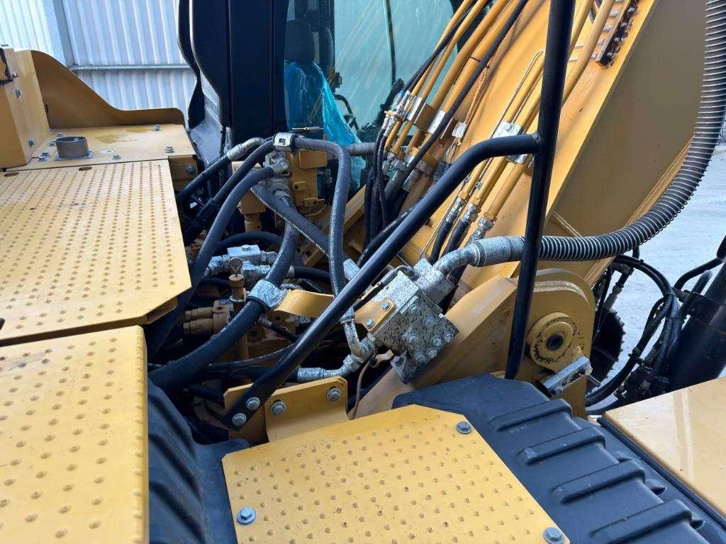 Caterpillar 330 07B Photo 19